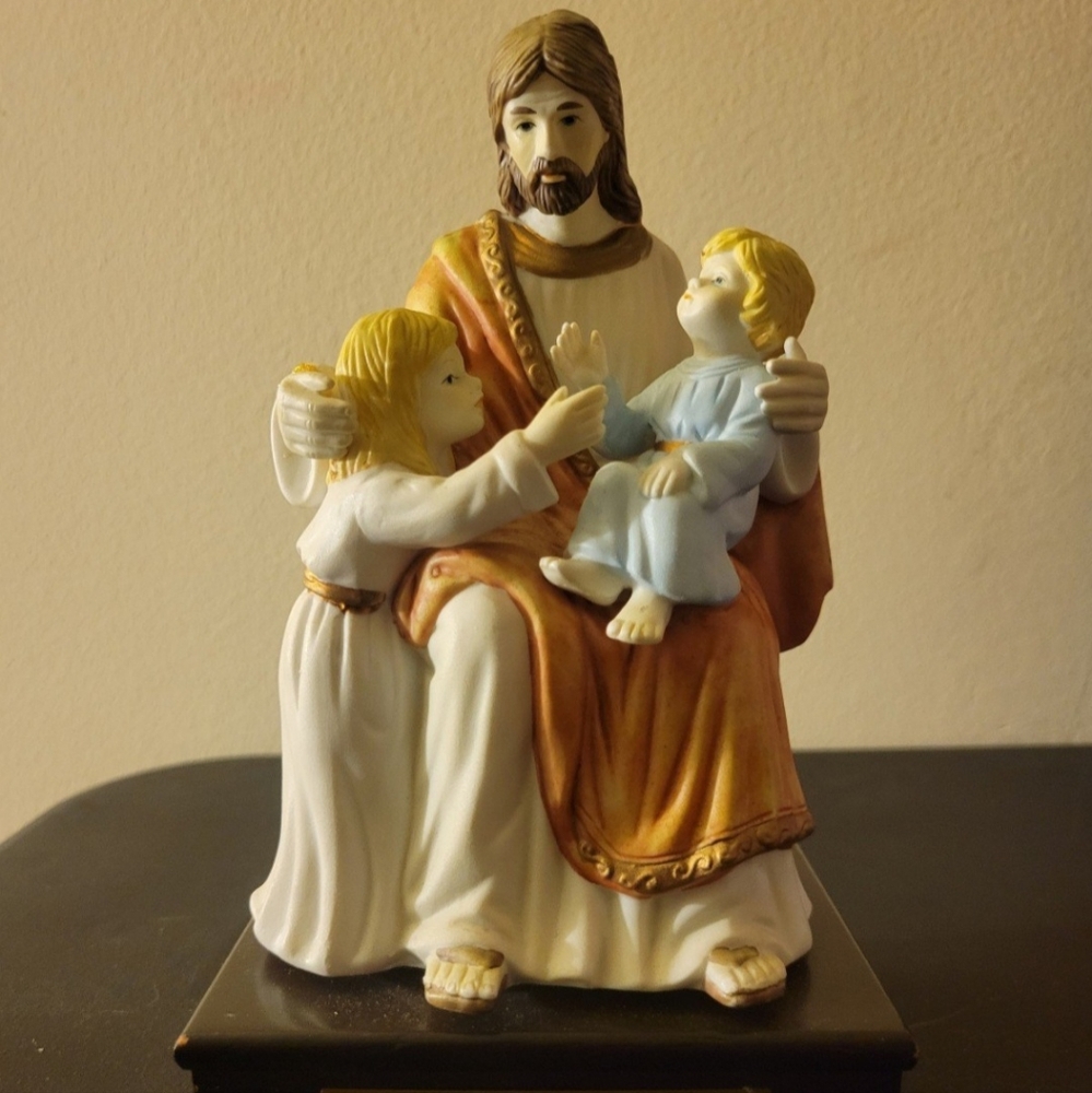 The San Francisco Music Box Company, Jesus With Children "The Lord's Prayer"